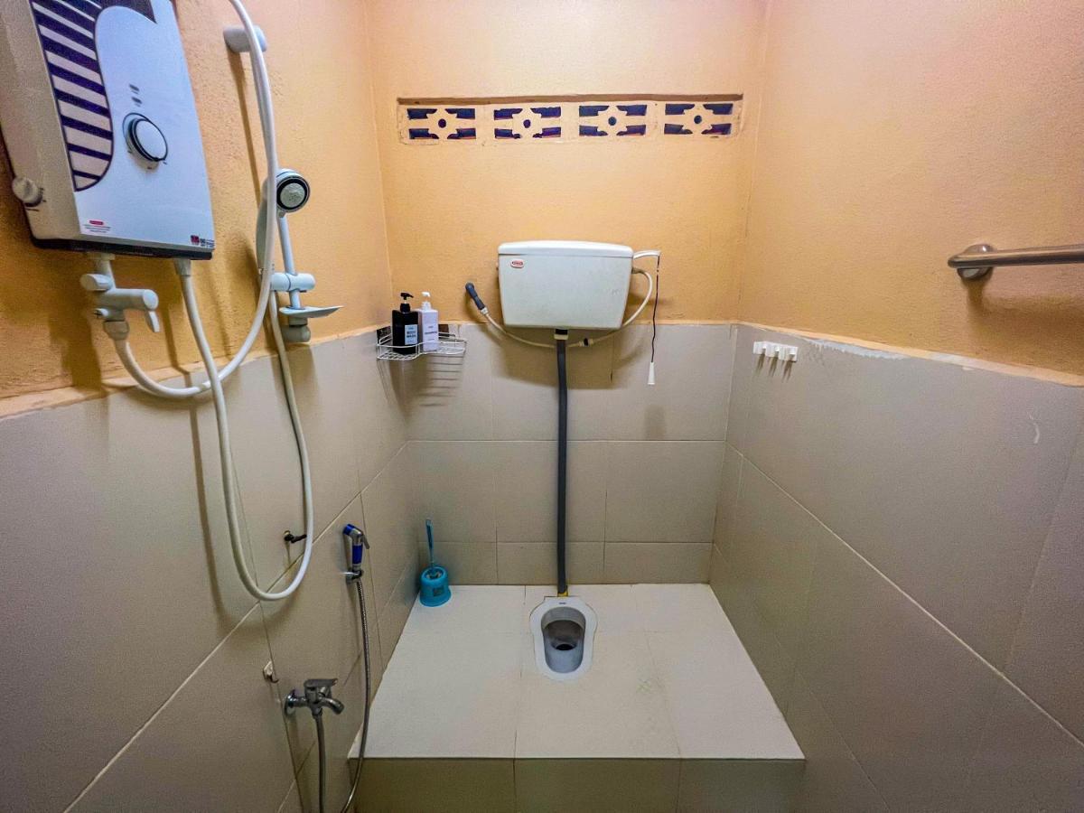 Nail Guest House Kuala Besut Kampong Nail Exterior foto